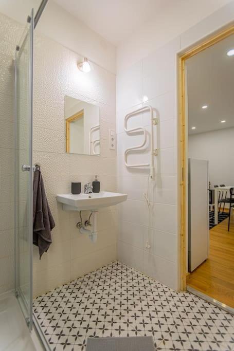 2 Bedroom Flat In The Dob Street, Venus Budapeste Exterior foto